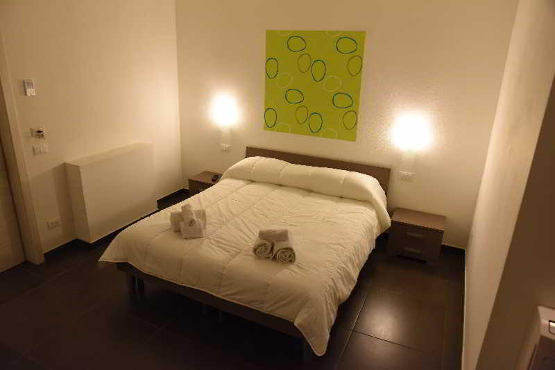 Up Room&Suite Lecce Eksteriør billede