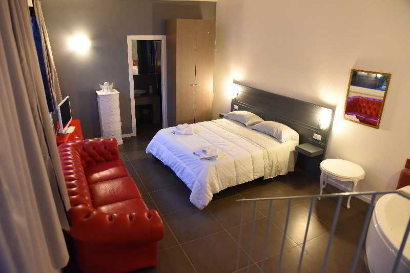 Up Room&Suite Lecce Eksteriør billede