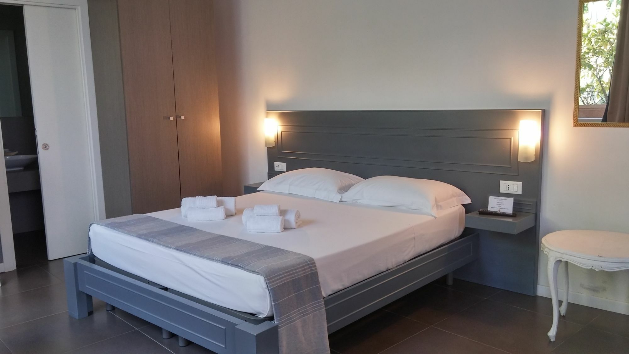 Up Room&Suite Lecce Eksteriør billede