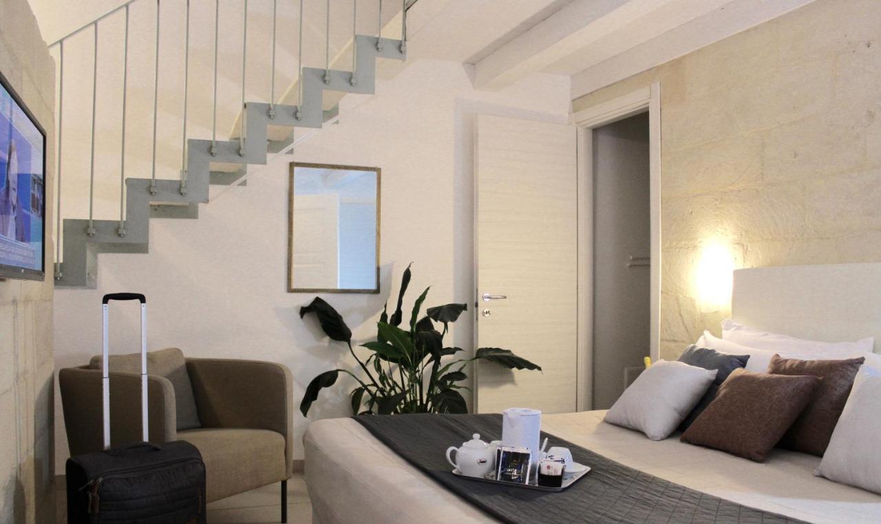 Up Room&Suite Lecce Eksteriør billede