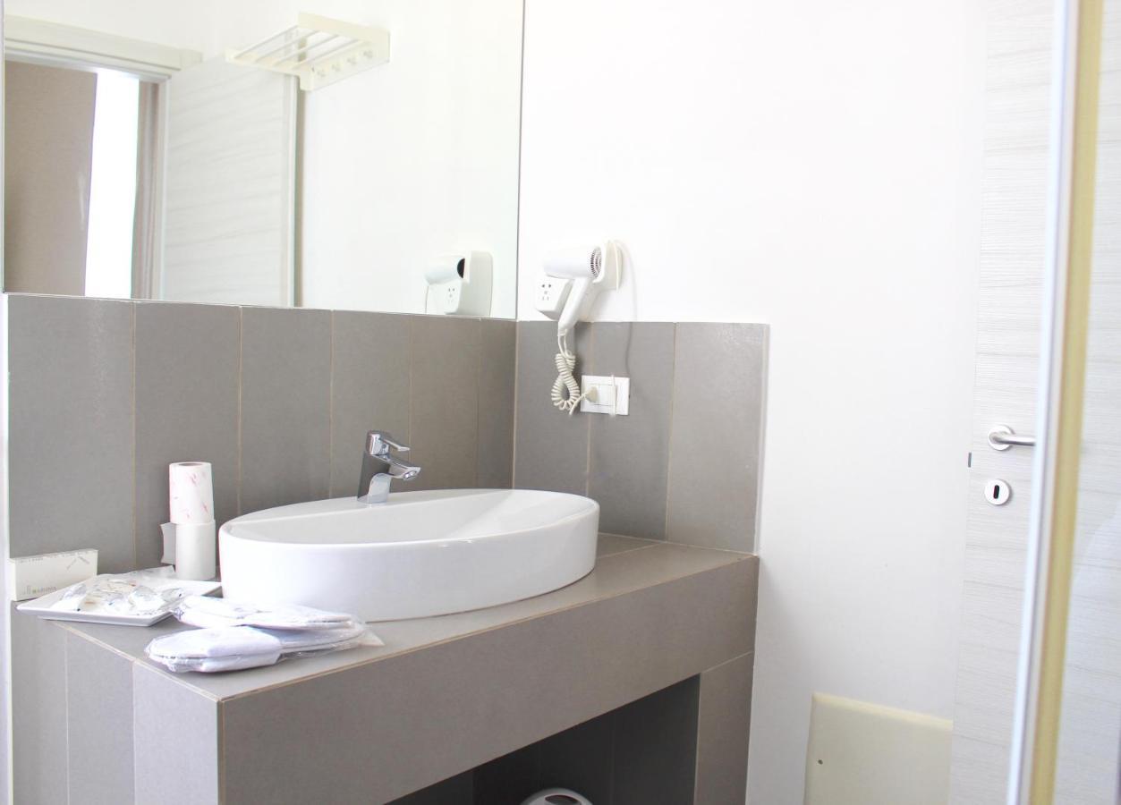 Up Room&Suite Lecce Eksteriør billede